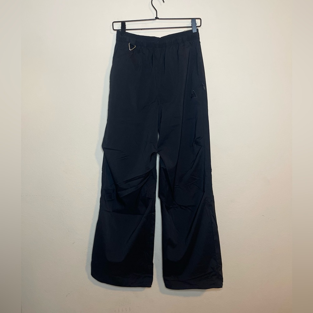 Nike ACG "Activitorium" High-Waisted UV Dri-Fit Pants